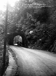 COLO JEUNE FRANCE 1955 tunnel route du Desert (1)